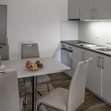 Zurschmitten 16 1- Ug Sued Appartement-fewo- Dusche- Wc By Interhome Riederalp